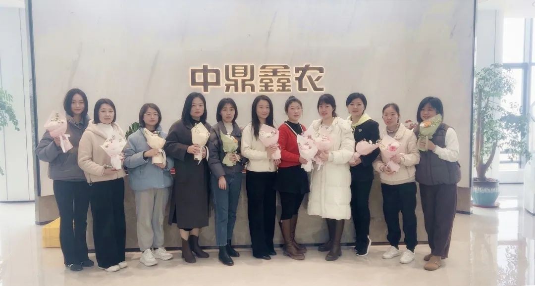 寵愛女神節(jié)，鼎鑫集團(tuán)送出花海與甜蜜驚喜！